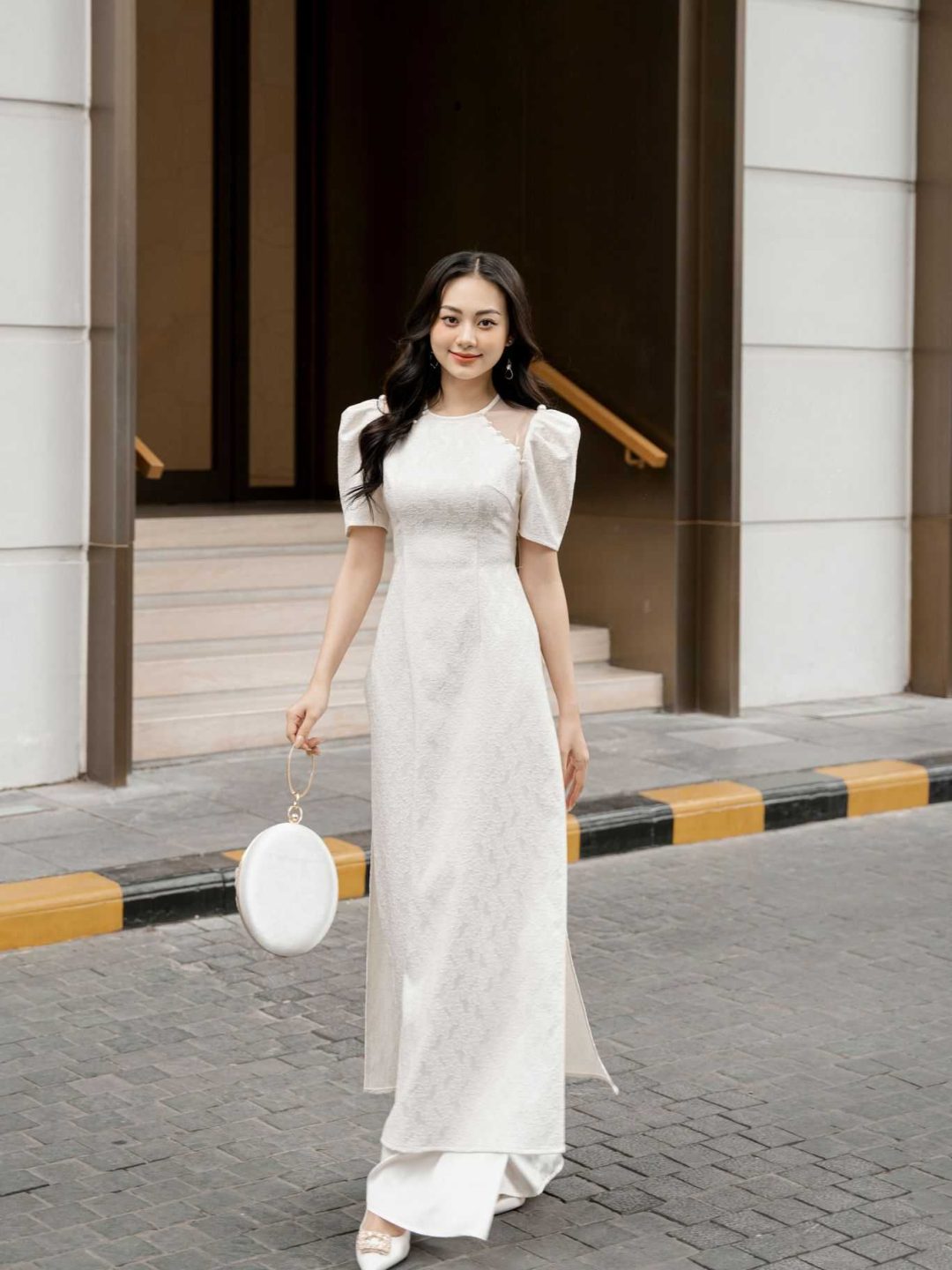 ao-dai-cach-tan-ta-ngan-phoi-ngoc-ad137
