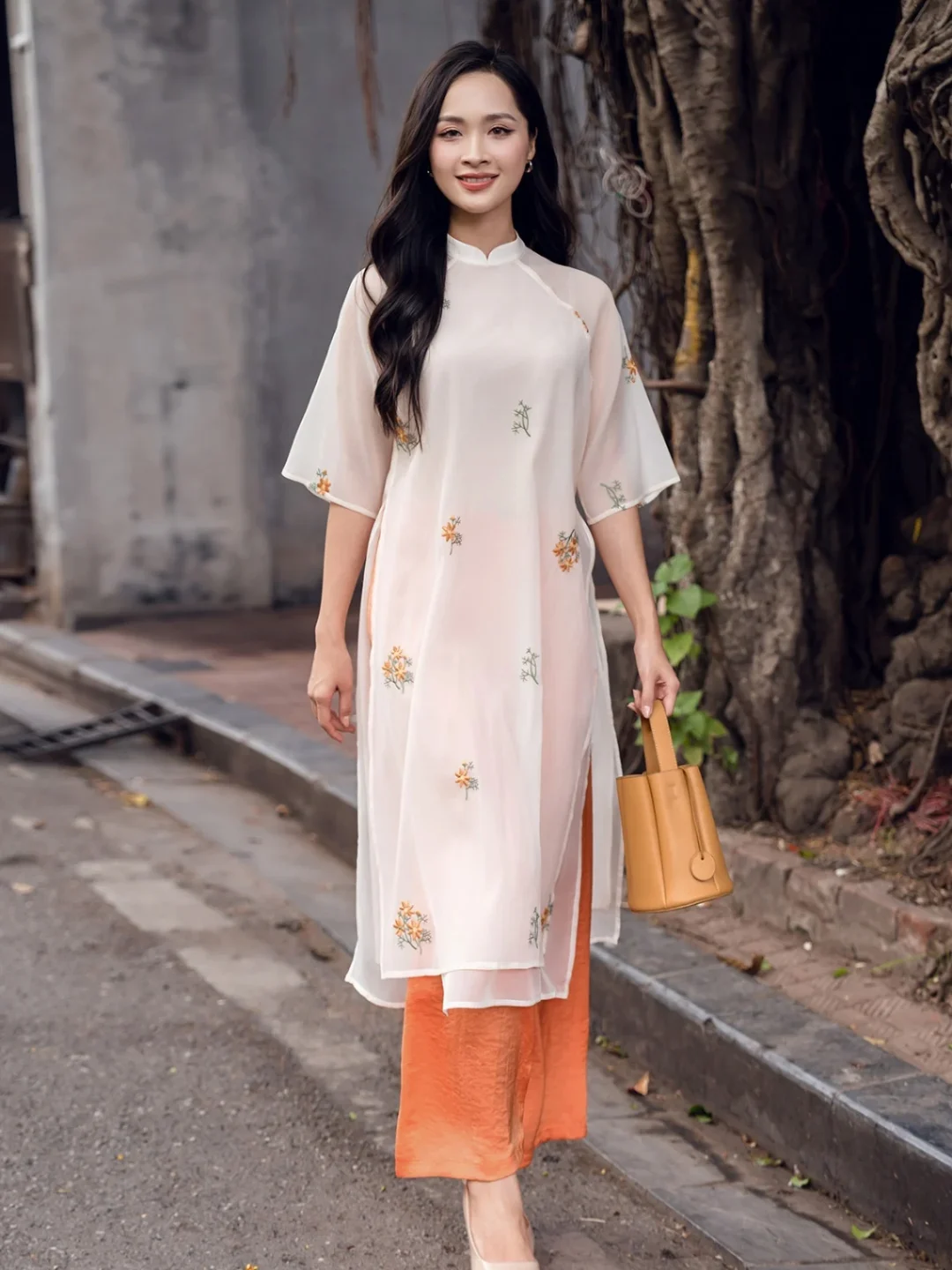 Áo dài cách tân